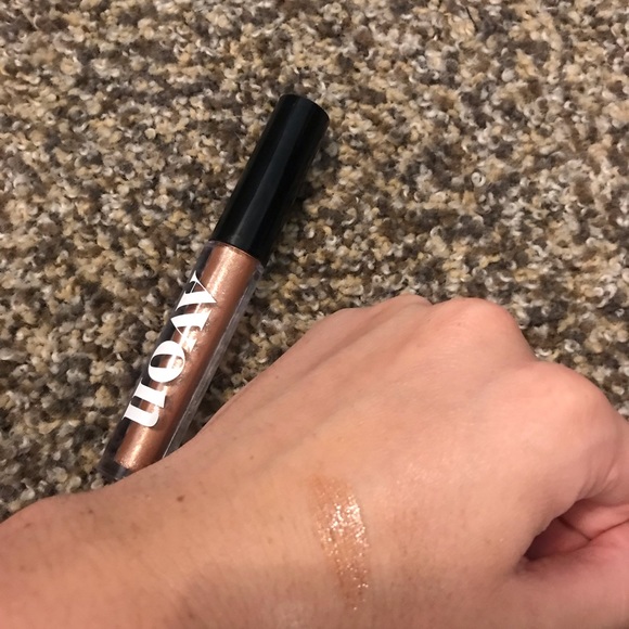 avon liquid glitter shadow - Picture 2 of 2